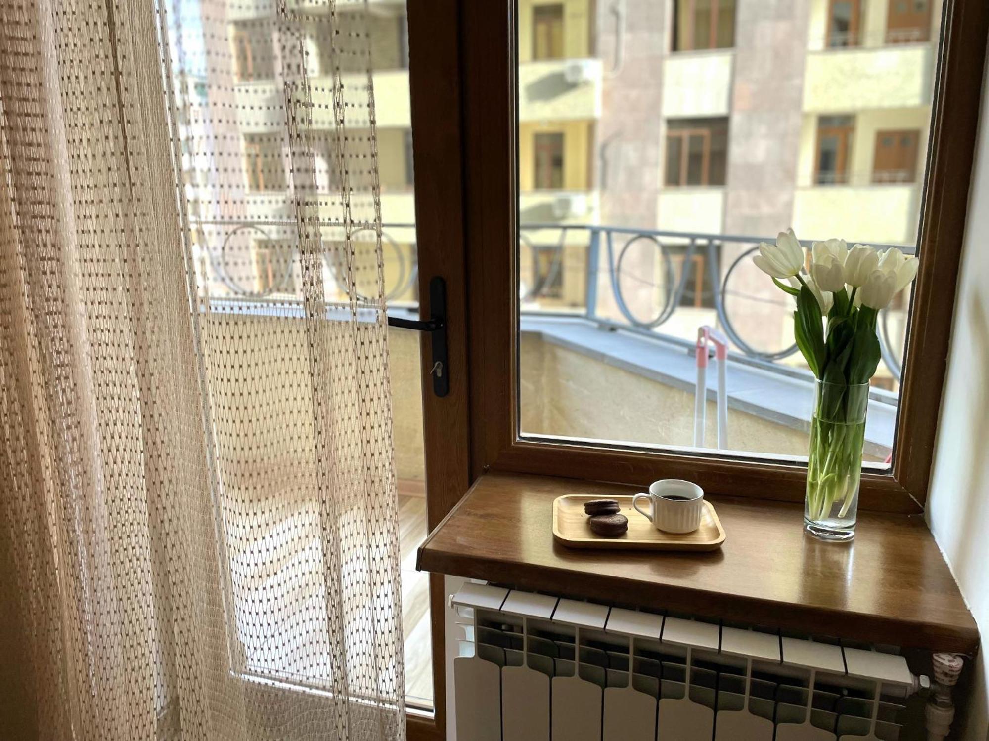 Arami Apartment Yerevan Bagian luar foto